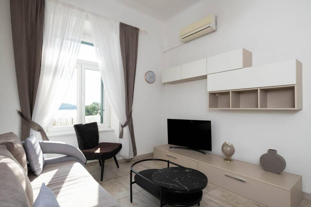 Apartment Val With Sea View Šibenik Eksteriør bilde